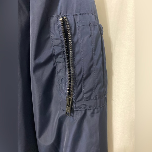 Rain jacket - Picture 3 of 6